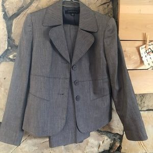 Anne Klein Gray 2 Piece Suit Set